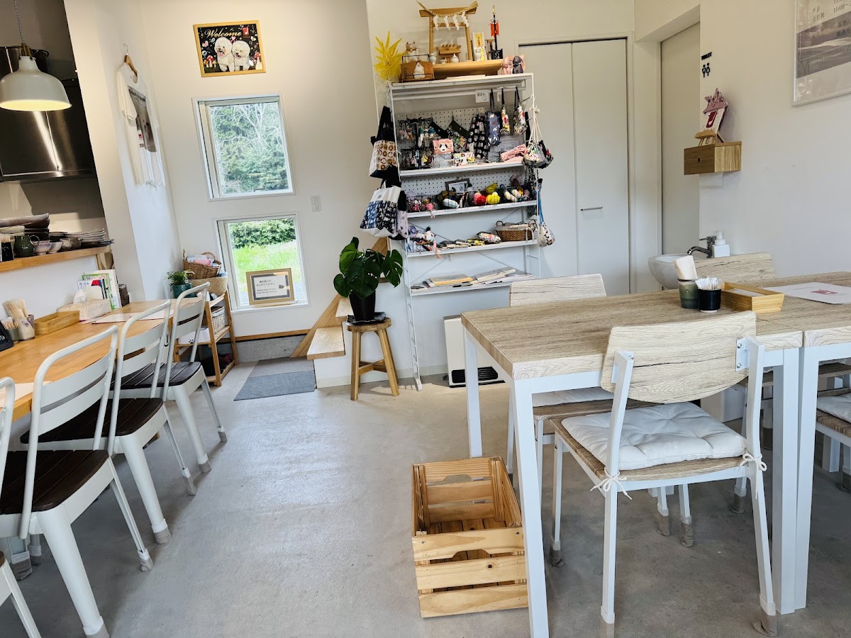 小さなカレー屋さんhush hush